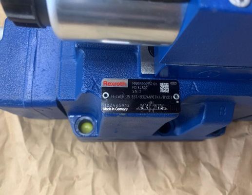 R900952126 Χ - 4 WEH 25 Ε Π.Χ. 24N9ETK4/B10D3 67/6 Χ - 4 WEH 25 Ε 6 Π.Χ. κατευθυντική βαλβίδα Χ/6 στροφίων 24N9ETK4/B10D3