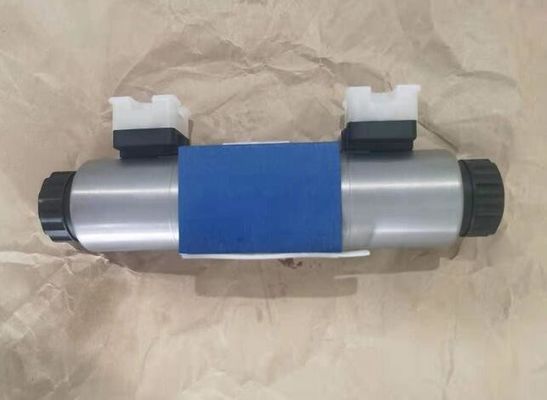 Ανάλογη κατευθυντική βαλβίδα σειράς R900904439 4WRA6E30-23/G24K4/V 4WRA6E30-2X/G24K4/V Rexroth 4WRA6